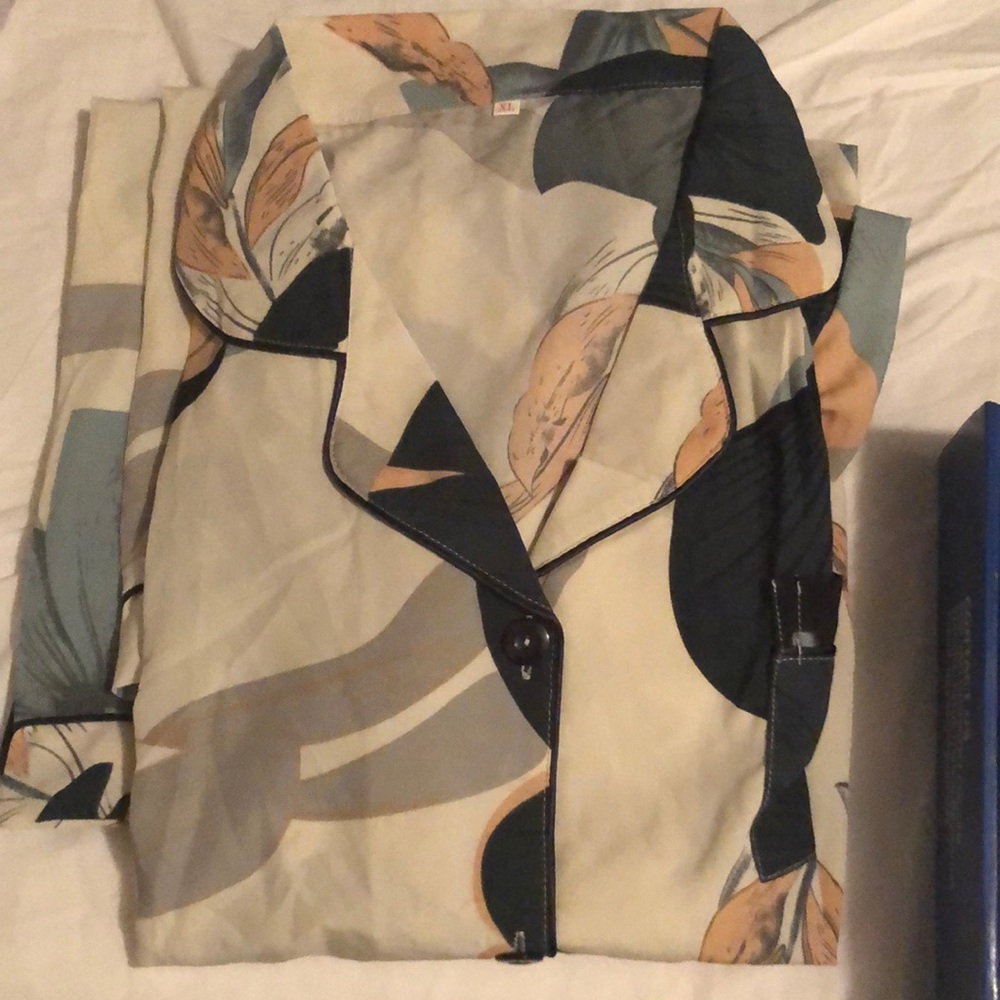 Ladies silk pajamas
